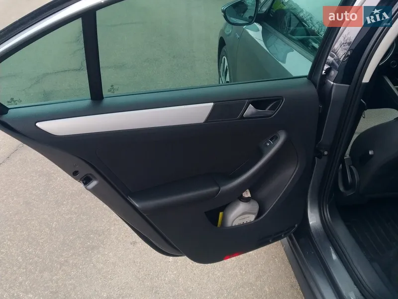 Volkswagen Jetta 2015 VIN WVWZZZ16ZFM022188 фото оголошення 5 з 56