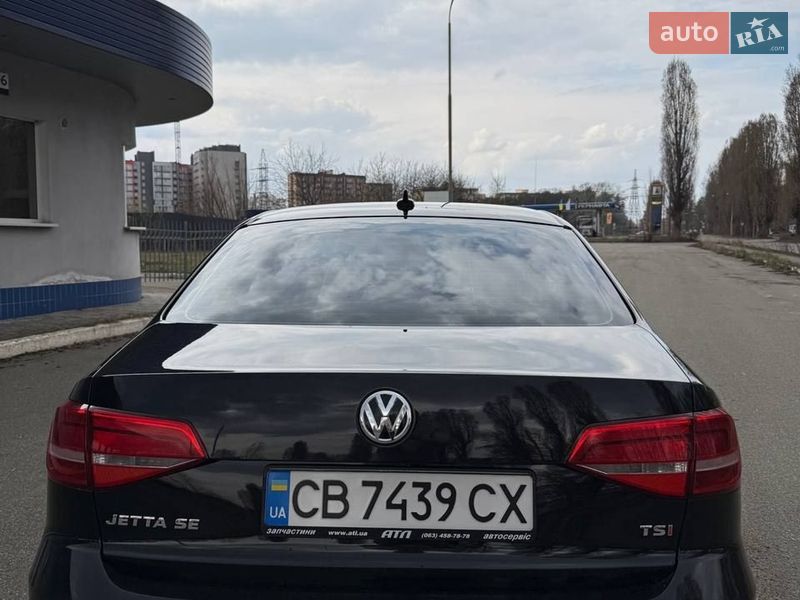 Седан Volkswagen Jetta 2015 в Чернигове