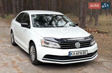 Седан Volkswagen Jetta 2015 в Киеве