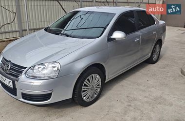Седан Volkswagen Jetta 2006 в Мукачево