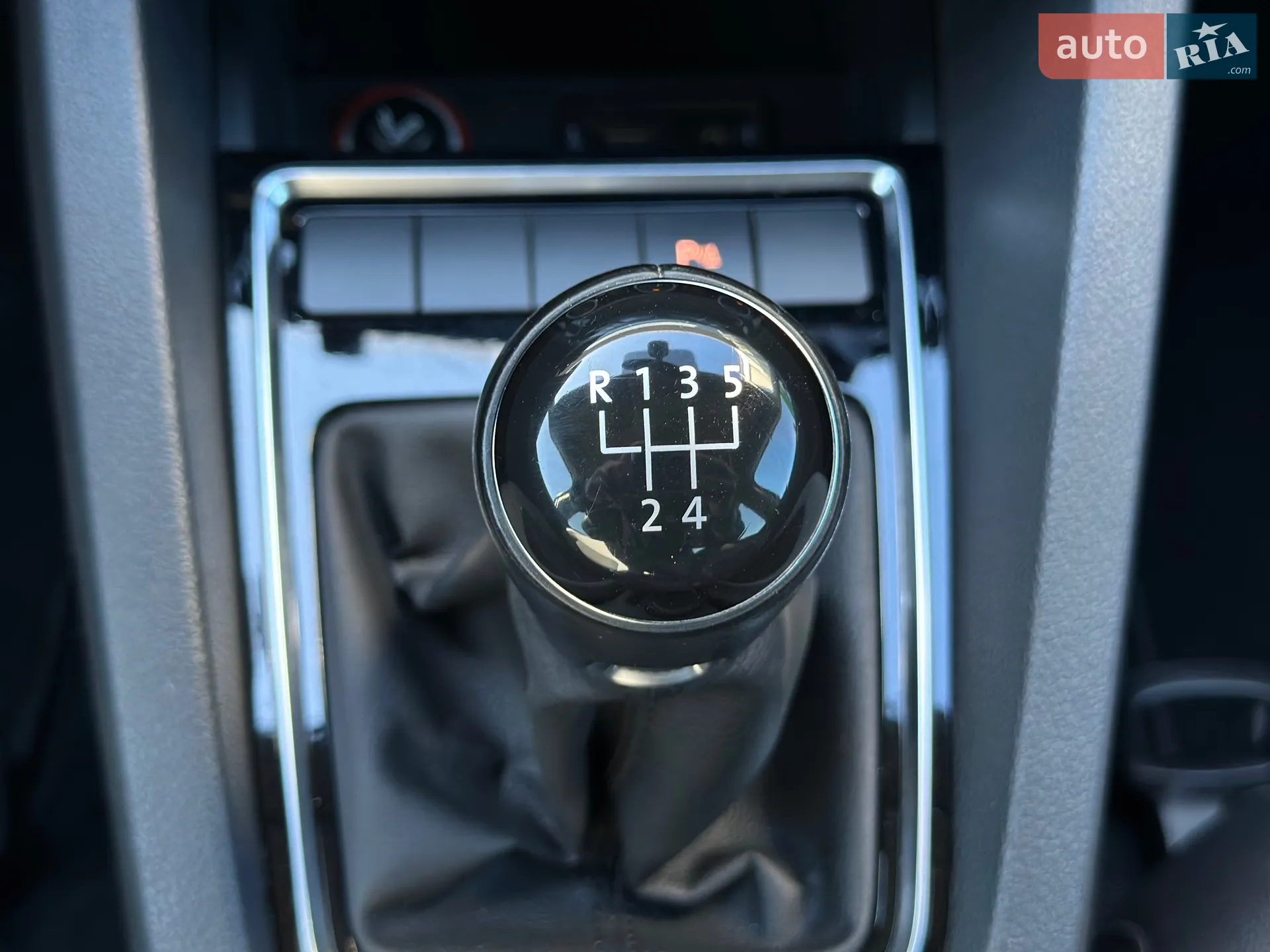 2016 Volkswagen Jetta - мініатюра 36