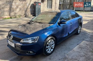 Седан Volkswagen Jetta 2012 в Каменском