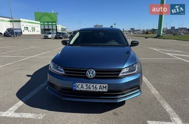 Седан Volkswagen Jetta 2015 в Киеве