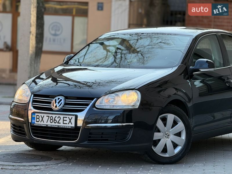 Седан Volkswagen Jetta 2005 в Могилев-Подольске