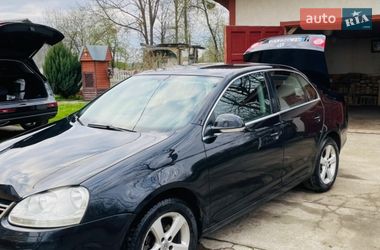 Седан Volkswagen Jetta 2006 в Калуше