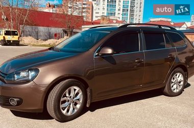 Універсал Volkswagen Jetta 2014 в Чернігові
