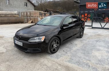 Седан Volkswagen Jetta 2012 в Тернополе