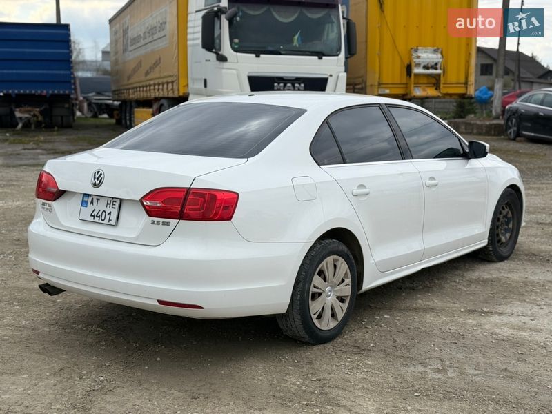 Седан Volkswagen Jetta 2013 в Ивано-Франковске фото 5 Седан Volkswagen Jetta 2013 в Ивано-Франковске