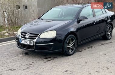 Седан Volkswagen Jetta 2006 в Надвірній
