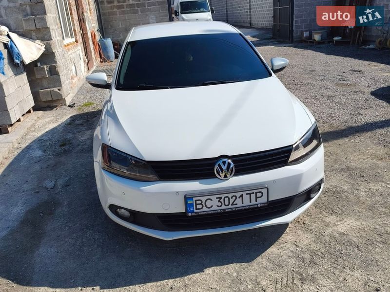 Volkswagen Jetta 2014