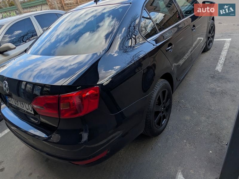 Седан Volkswagen Jetta 2013 в Одессе