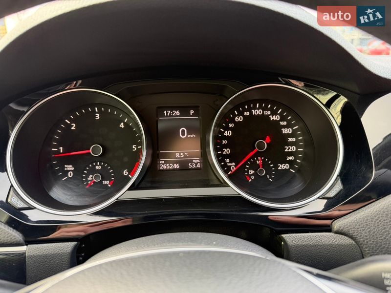 Седан Volkswagen Jetta 2016 в Киеве фото 23 Седан Volkswagen Jetta 2016 в Киеве