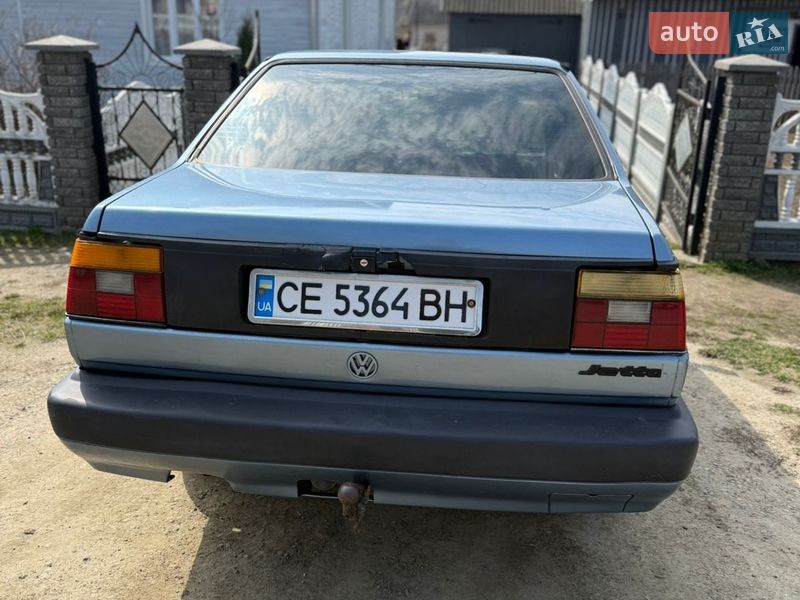 Седан Volkswagen Jetta 1991 в Красноильске