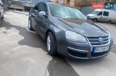 Седан Volkswagen Jetta 2010 в Хмельницькому