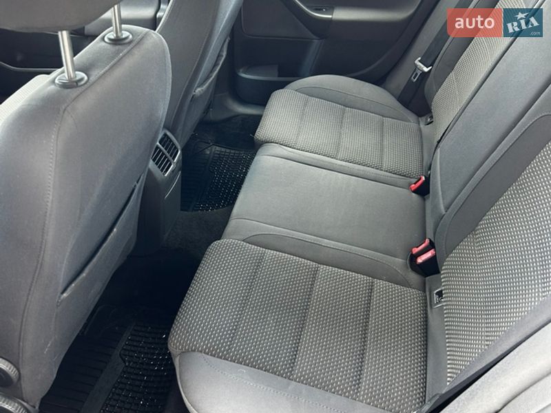 Седан Volkswagen Jetta 2008 в Кременце