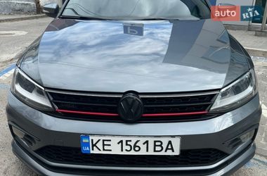 Седан Volkswagen Jetta 2014 в Днепре