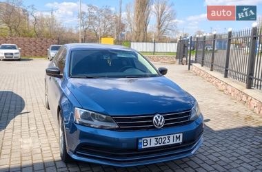 Седан Volkswagen Jetta 2015 в Кременчуге