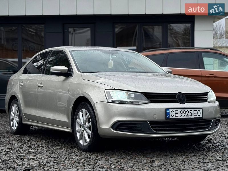 Volkswagen Jetta 2014