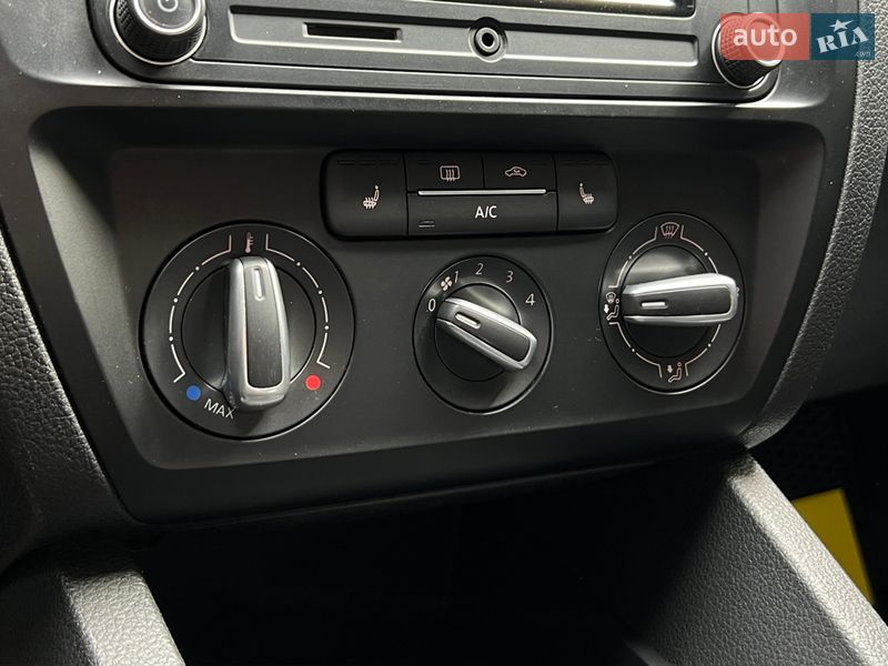 Седан Volkswagen Jetta 2017 в Ивано-Франковске