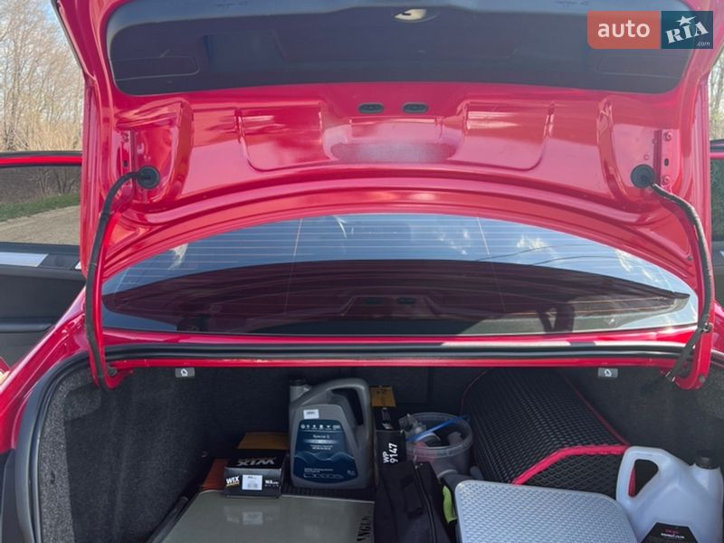 Седан Volkswagen Jetta 2015 в Богуславе фото 21 Седан Volkswagen Jetta 2015 в Богуславе