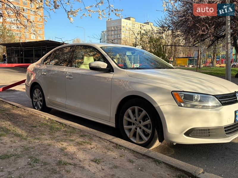 Седан Volkswagen Jetta 2013 в Киеве