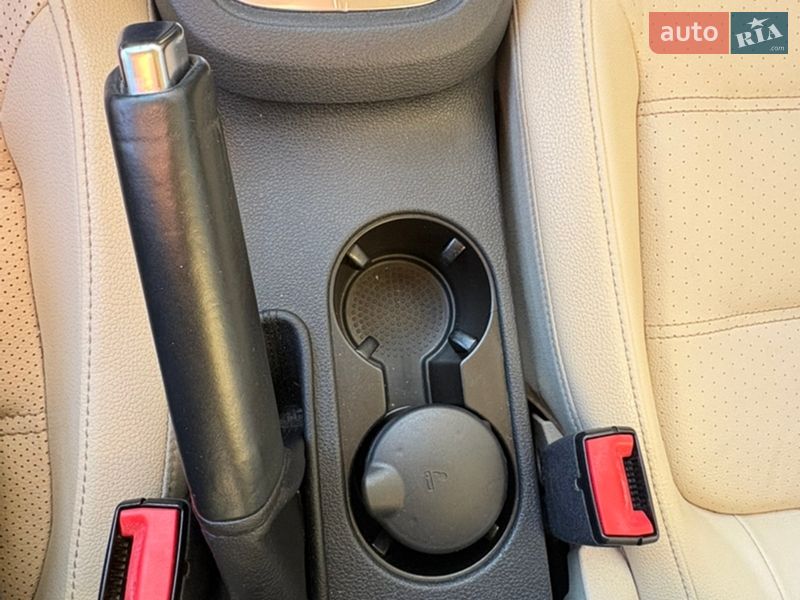 Седан Volkswagen Jetta 2013 в Киеве