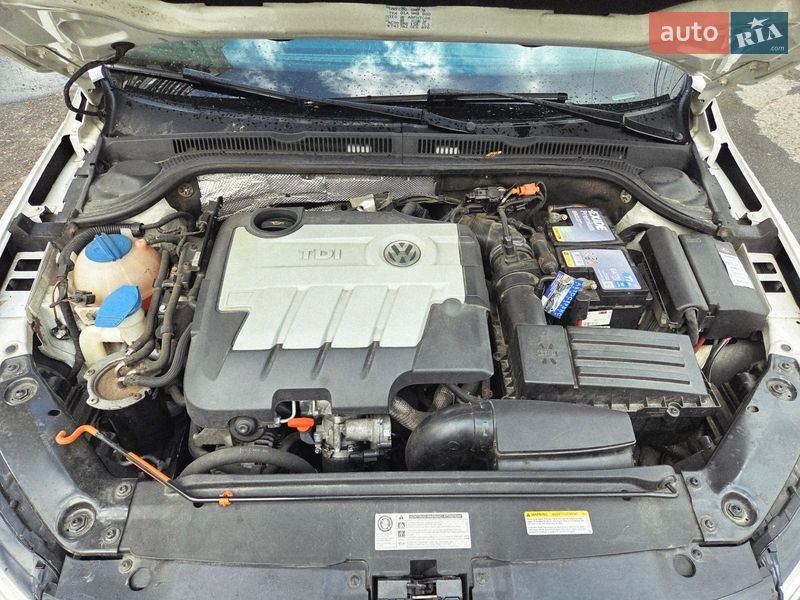 Седан Volkswagen Jetta 2012 в Одессе