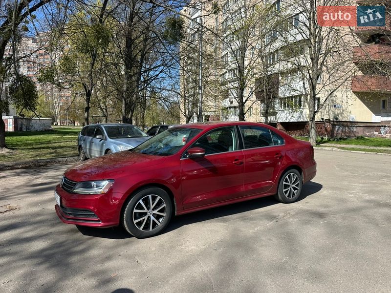Седан Volkswagen Jetta 2016 в Киеве