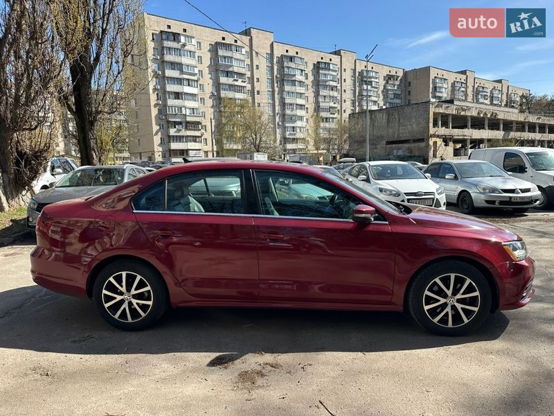 Седан Volkswagen Jetta 2016 в Киеве