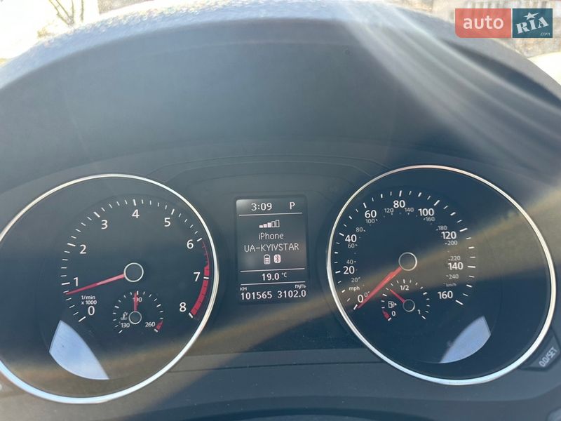 Седан Volkswagen Jetta 2016 в Киеве