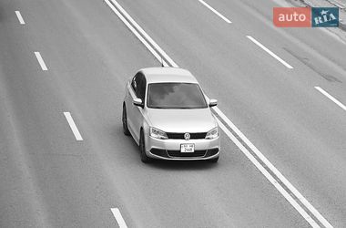Седан Volkswagen Jetta 2012 в Тернополе