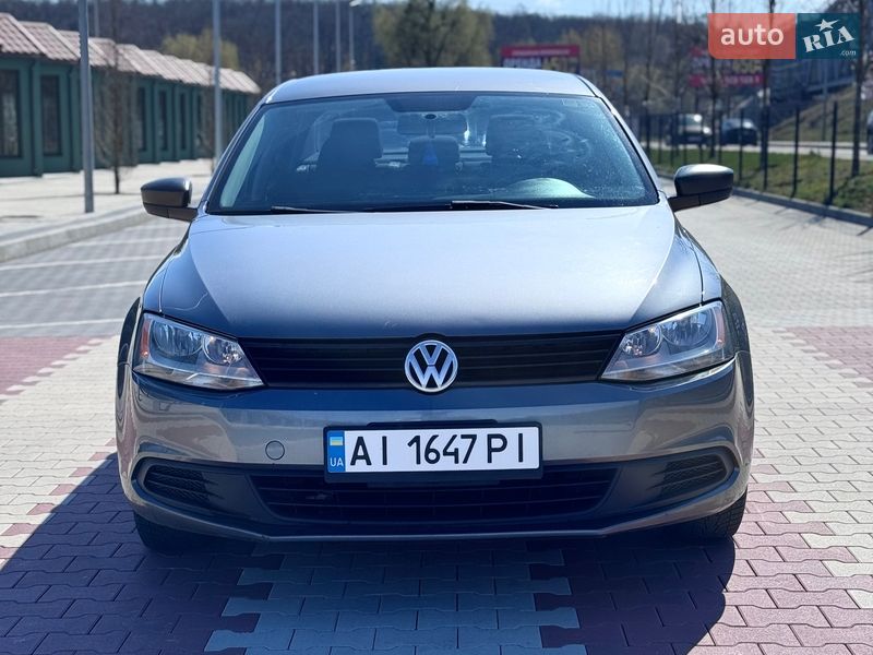 Седан Volkswagen Jetta 2011 в Ирпене