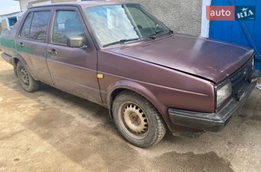 Седан Volkswagen Jetta 1984 в Томашполе