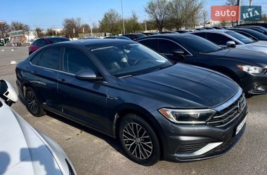 Седан Volkswagen Jetta 2018 в Дніпрі