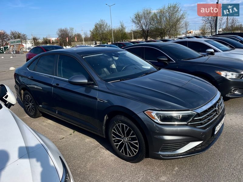 Седан Volkswagen Jetta 2018 в Днепре
