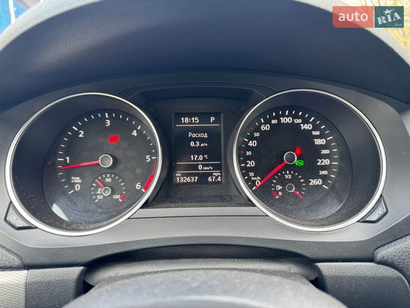 Седан Volkswagen Jetta 2016 в Киеве