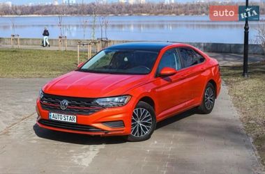 Седан Volkswagen Jetta 2019 в Киеве