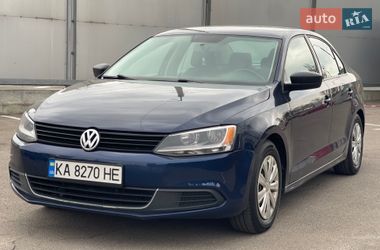 Седан Volkswagen Jetta 2014 в Киеве