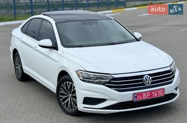 Седан Volkswagen Jetta 2019 в Одесі