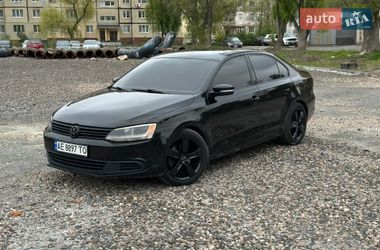 Седан Volkswagen Jetta 2012 в Дніпрі