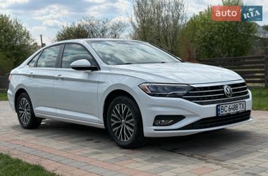 Седан Volkswagen Jetta 2018 в Львове