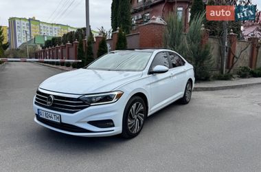 Седан Volkswagen Jetta 2020 в Киеве