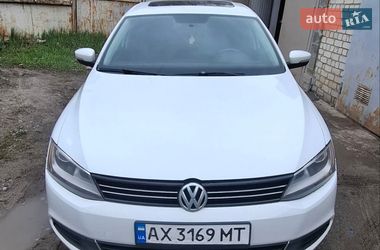 Седан Volkswagen Jetta 2014 в Харькове
