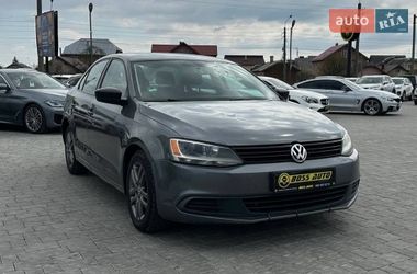 Седан Volkswagen Jetta 2012 в Ивано-Франковске