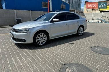 Седан Volkswagen Jetta 2013 в Одесі