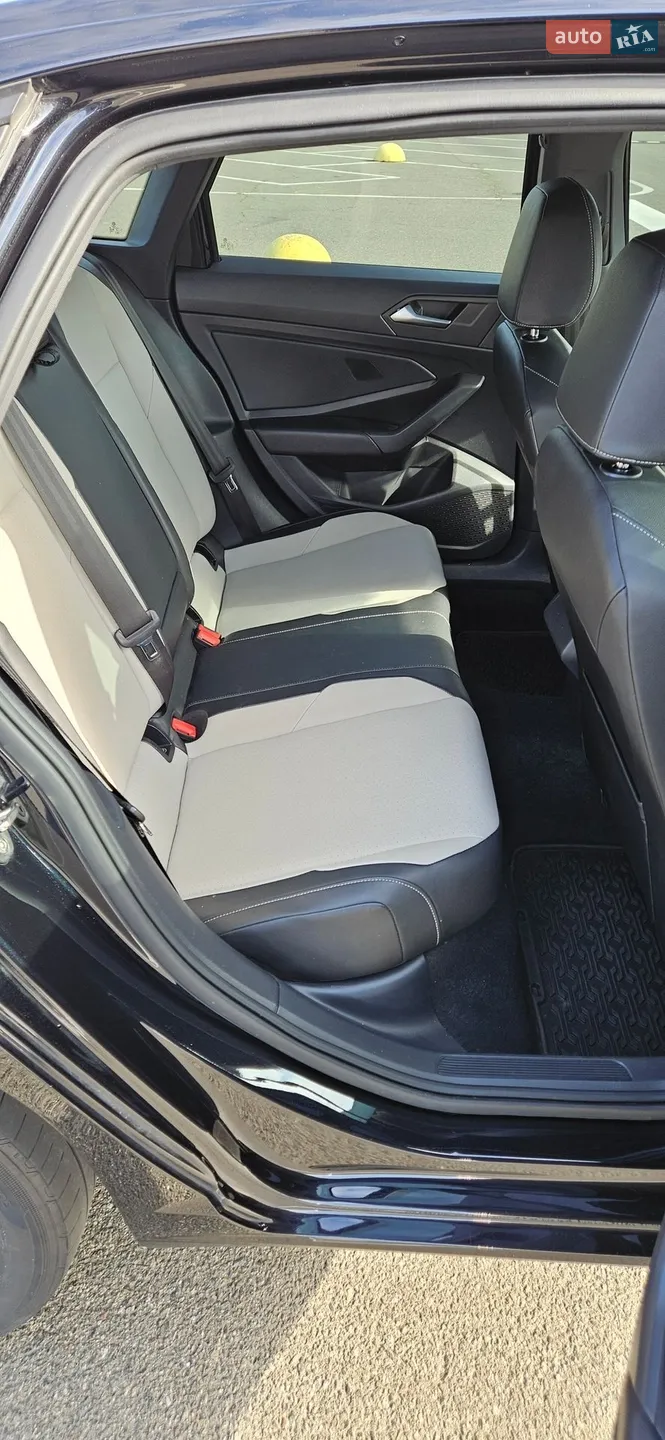 2018 Volkswagen Jetta - мініатюра 19