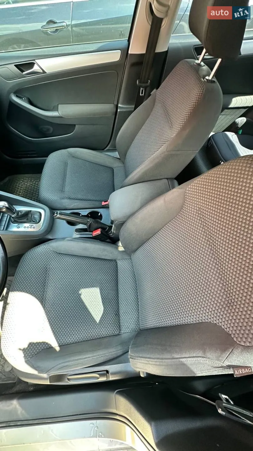 2012 Volkswagen Jetta - мініатюра 6