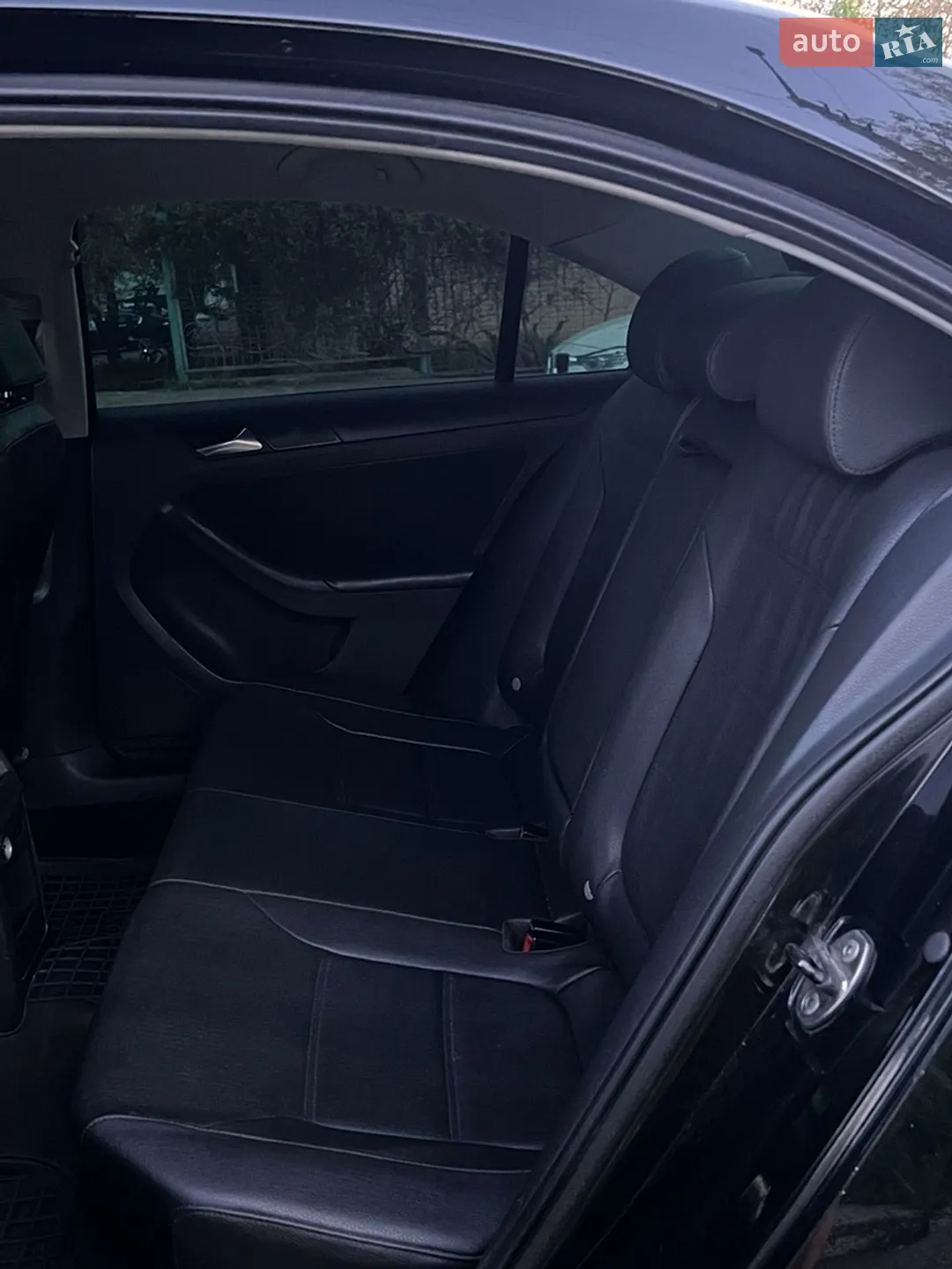 2011 Volkswagen Jetta - мініатюра 21