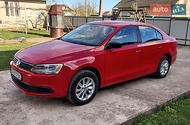 Седан Volkswagen Jetta 2012 в Снятині