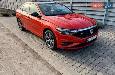 Седан Volkswagen Jetta 2019 в Киеве